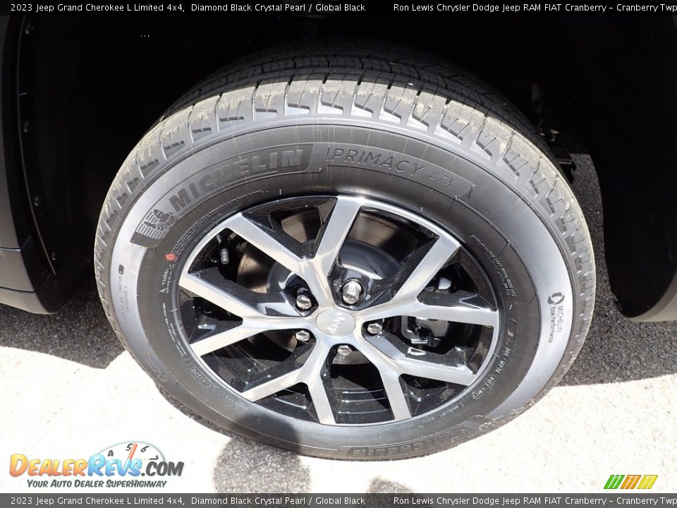 2023 Jeep Grand Cherokee L Limited 4x4 Diamond Black Crystal Pearl / Global Black Photo #6