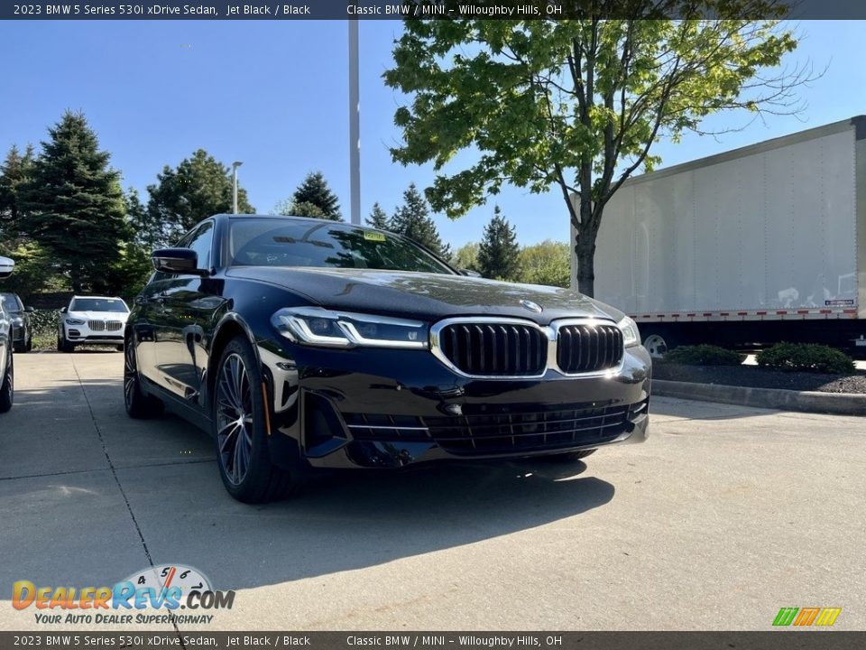 2023 BMW 5 Series 530i xDrive Sedan Jet Black / Black Photo #1