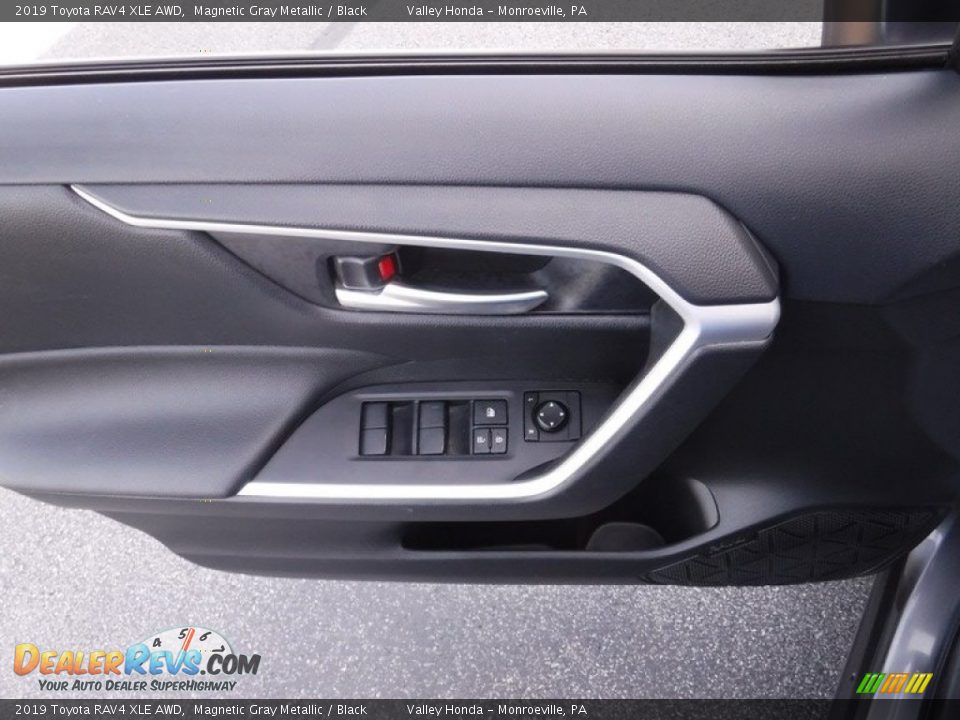 2019 Toyota RAV4 XLE AWD Magnetic Gray Metallic / Black Photo #12