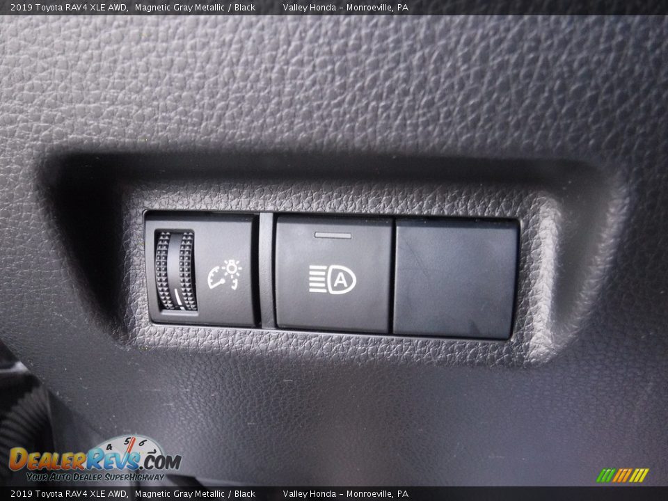 2019 Toyota RAV4 XLE AWD Magnetic Gray Metallic / Black Photo #14