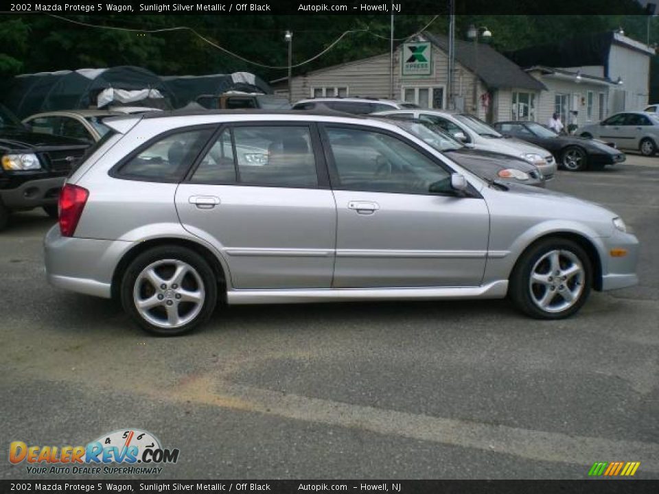 2002 Mazda Protege 5 Wagon Sunlight Silver Metallic / Off Black Photo #8