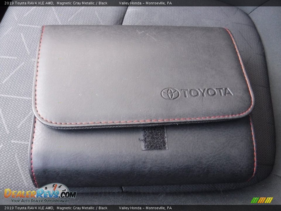 2019 Toyota RAV4 XLE AWD Magnetic Gray Metallic / Black Photo #31