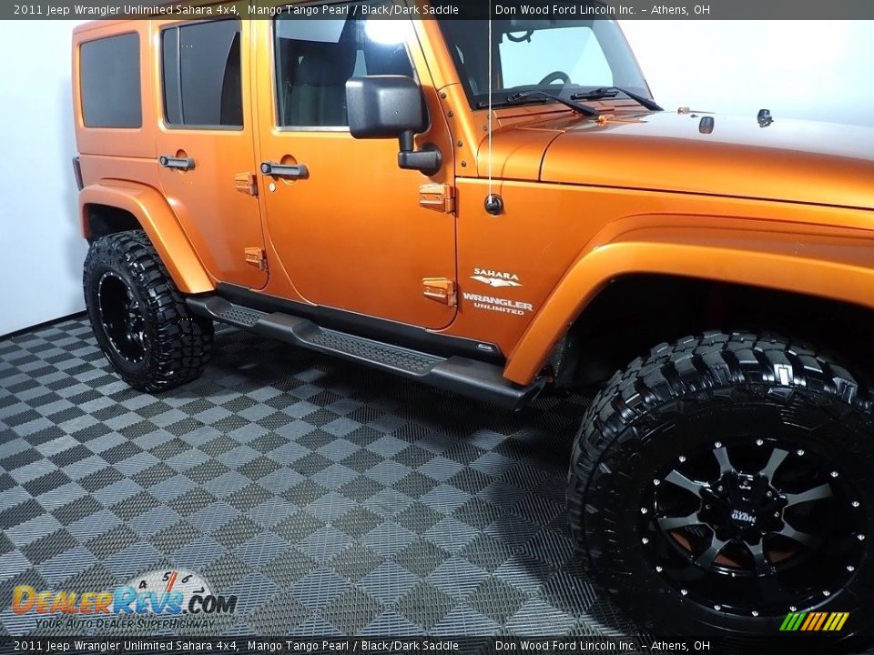 2011 Jeep Wrangler Unlimited Sahara 4x4 Mango Tango Pearl / Black/Dark Saddle Photo #4