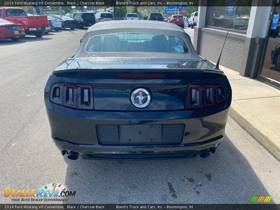 2014 Ford Mustang V6 Convertible Black / Charcoal Black Photo #24