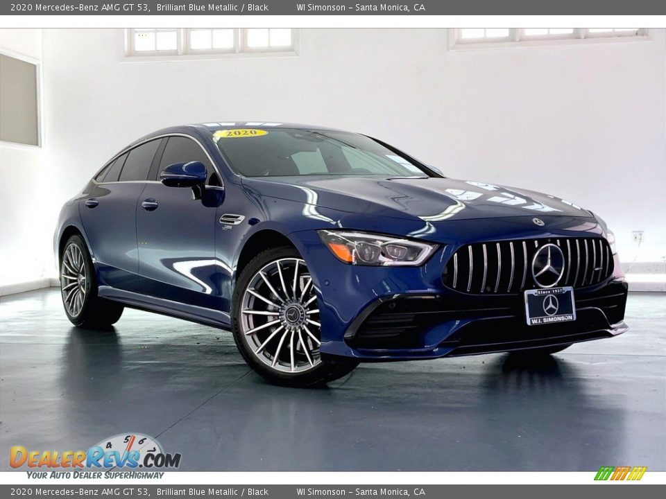 Front 3/4 View of 2020 Mercedes-Benz AMG GT 53 Photo #34
