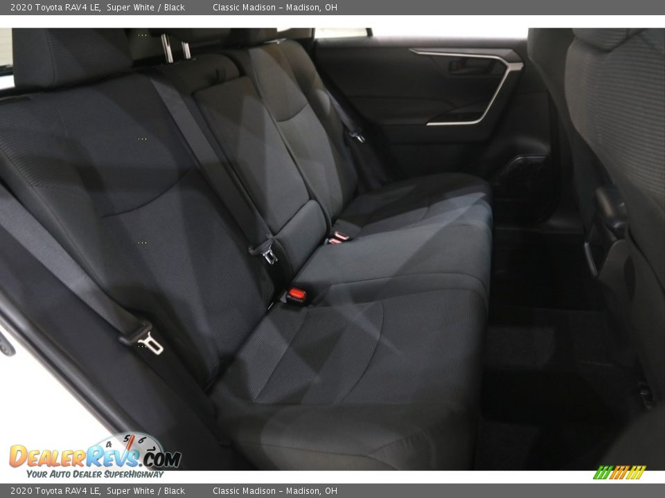 2020 Toyota RAV4 LE Super White / Black Photo #16