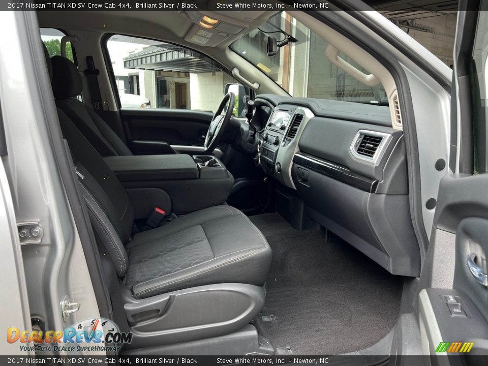 Black Interior - 2017 Nissan TITAN XD SV Crew Cab 4x4 Photo #16