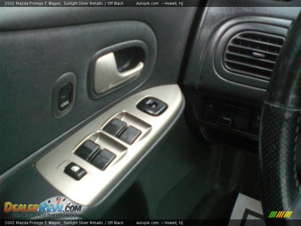 2002 Mazda Protege 5 Wagon Sunlight Silver Metallic / Off Black Photo #16