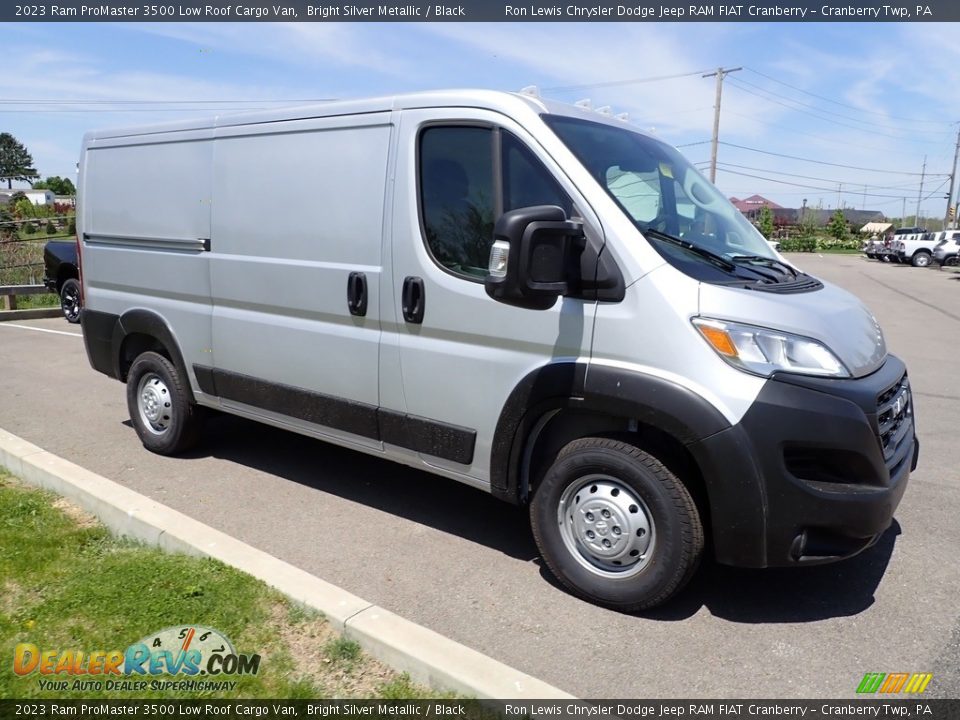 Front 3/4 View of 2023 Ram ProMaster 3500 Low Roof Cargo Van Photo #7