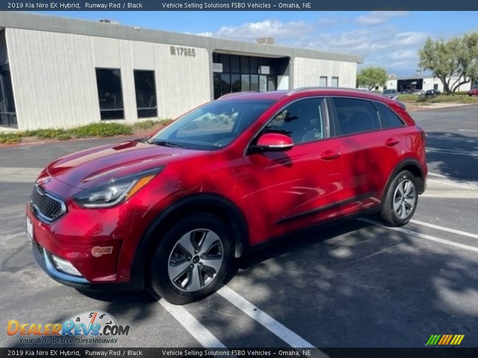 Runway Red 2019 Kia Niro EX Hybrid Photo #1