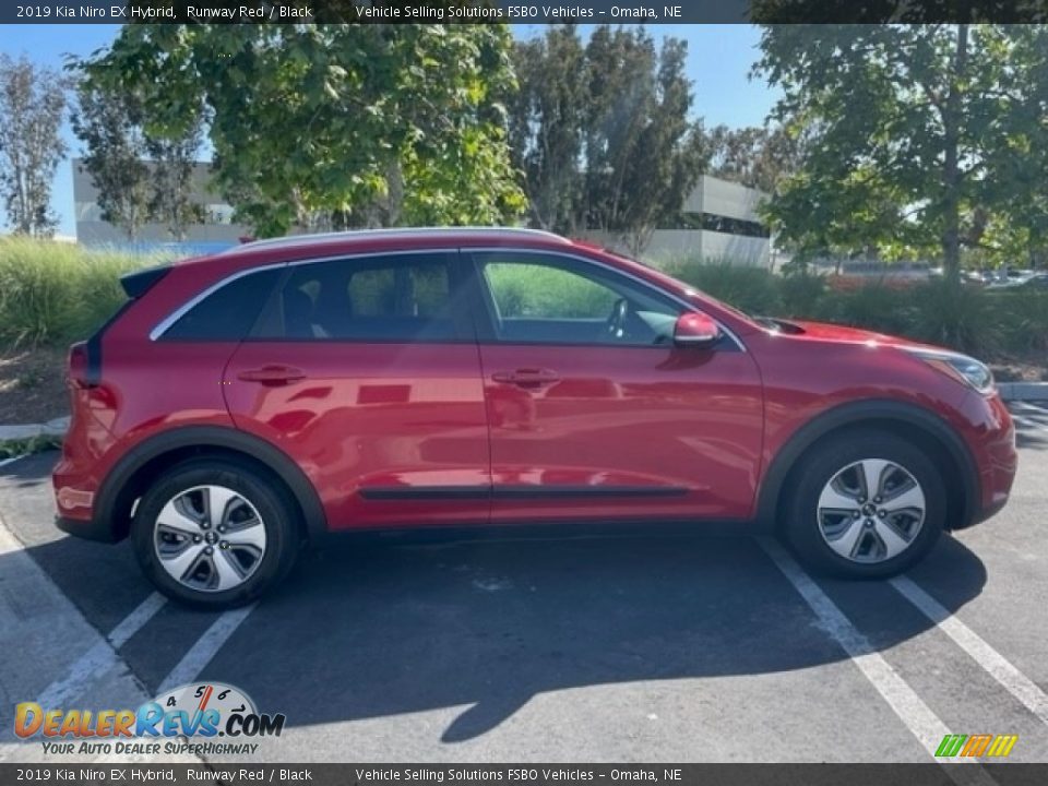 2019 Kia Niro EX Hybrid Runway Red / Black Photo #6