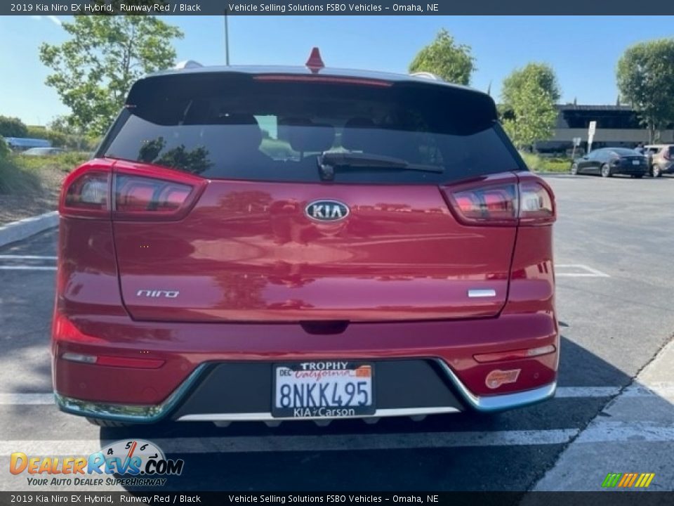 2019 Kia Niro EX Hybrid Runway Red / Black Photo #9