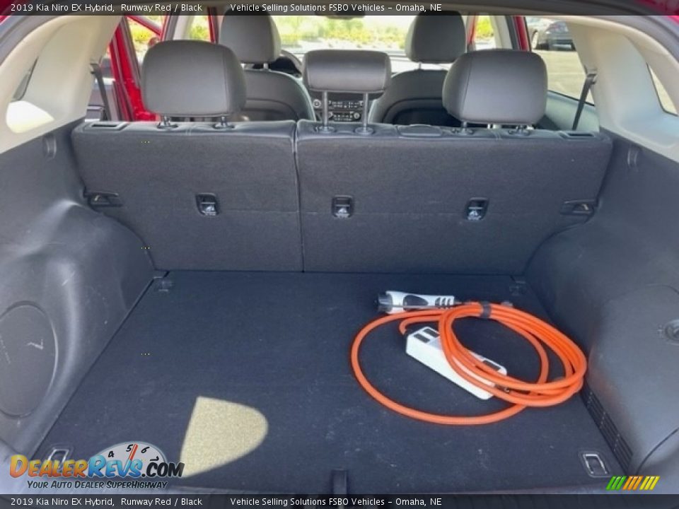 2019 Kia Niro EX Hybrid Trunk Photo #10