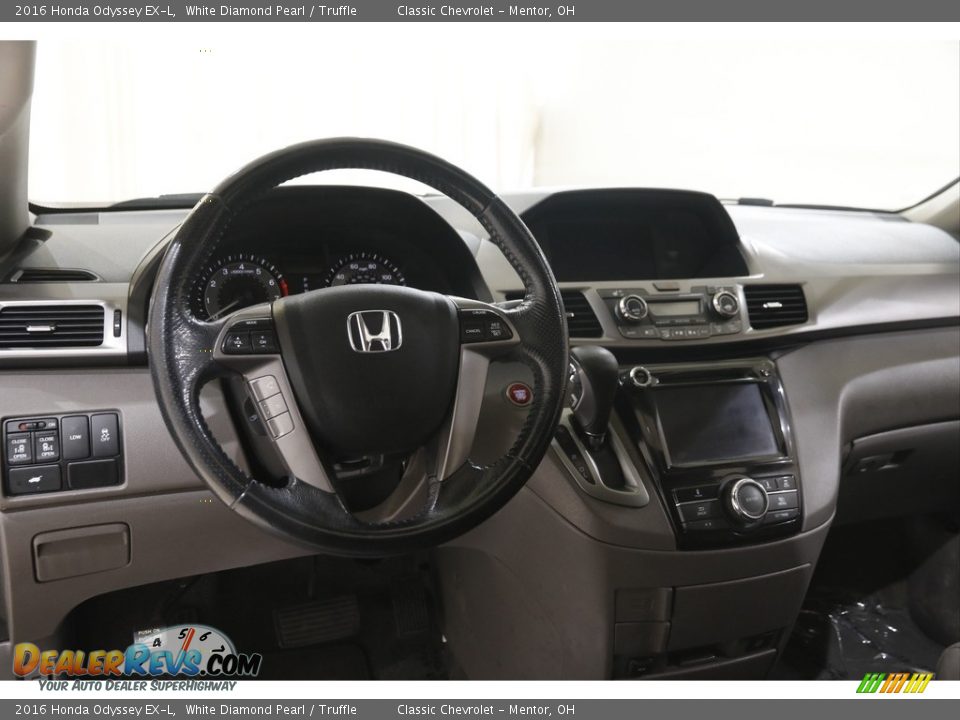 2016 Honda Odyssey EX-L White Diamond Pearl / Truffle Photo #6