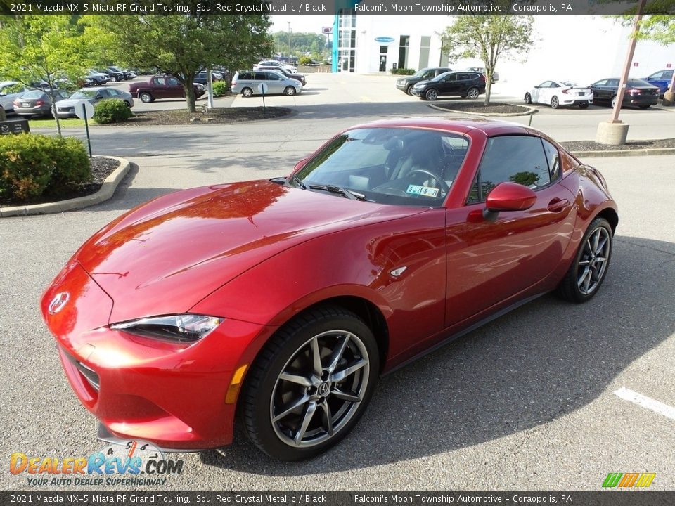 Front 3/4 View of 2021 Mazda MX-5 Miata RF Grand Touring Photo #11