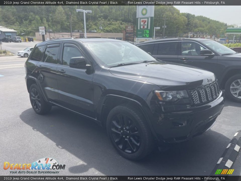 2019 Jeep Grand Cherokee Altitude 4x4 Diamond Black Crystal Pearl / Black Photo #3