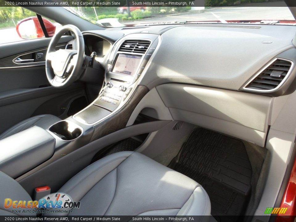 Front Seat of 2020 Lincoln Nautilus Reserve AWD Photo #12