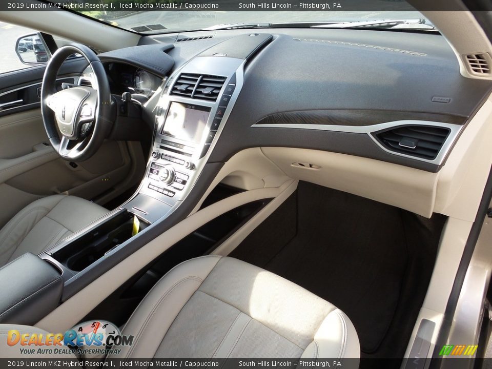 Dashboard of 2019 Lincoln MKZ Hybrid Reserve II Photo #12