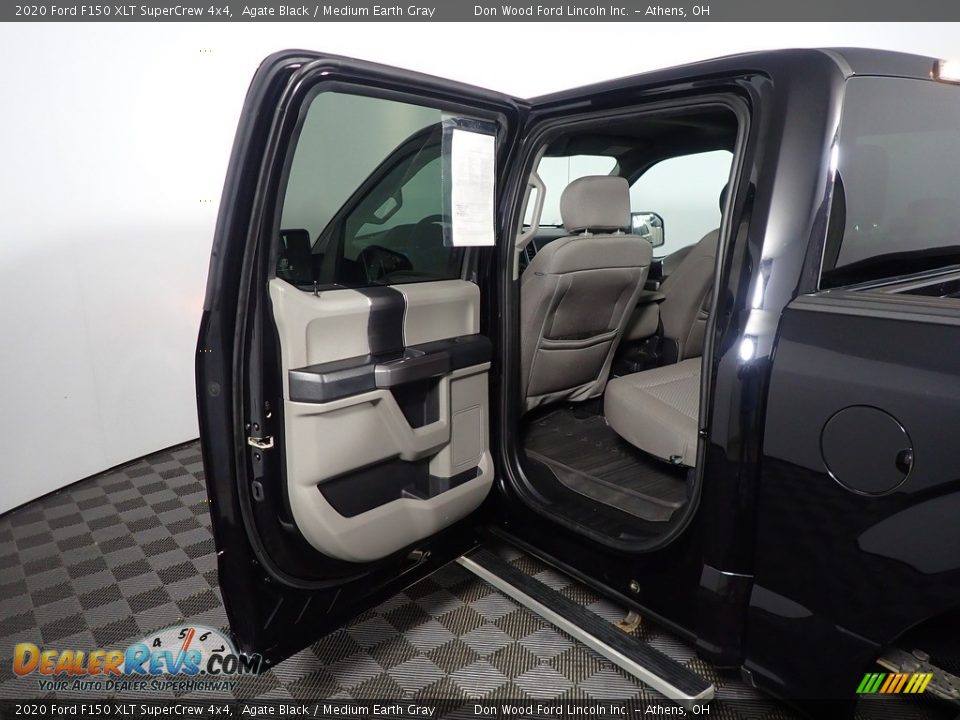 2020 Ford F150 XLT SuperCrew 4x4 Agate Black / Medium Earth Gray Photo #33
