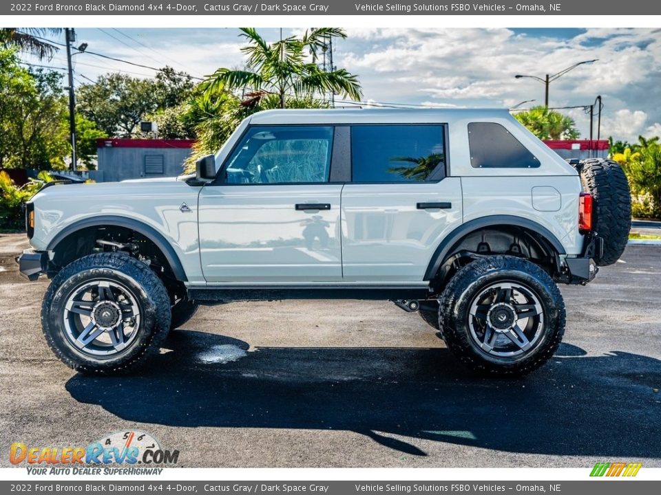 2022 Ford Bronco Black Diamond 4x4 4-Door Cactus Gray / Dark Space Gray Photo #10