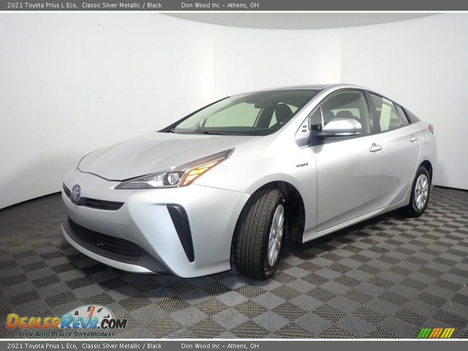 2021 Toyota Prius L Eco Classic Silver Metallic / Black Photo #7