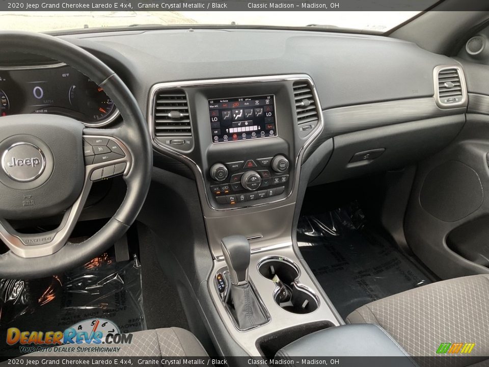 Dashboard of 2020 Jeep Grand Cherokee Laredo E 4x4 Photo #5