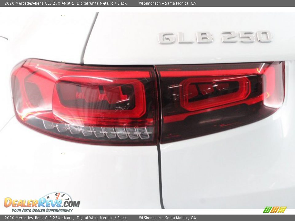 2020 Mercedes-Benz GLB 250 4Matic Digital White Metallic / Black Photo #34