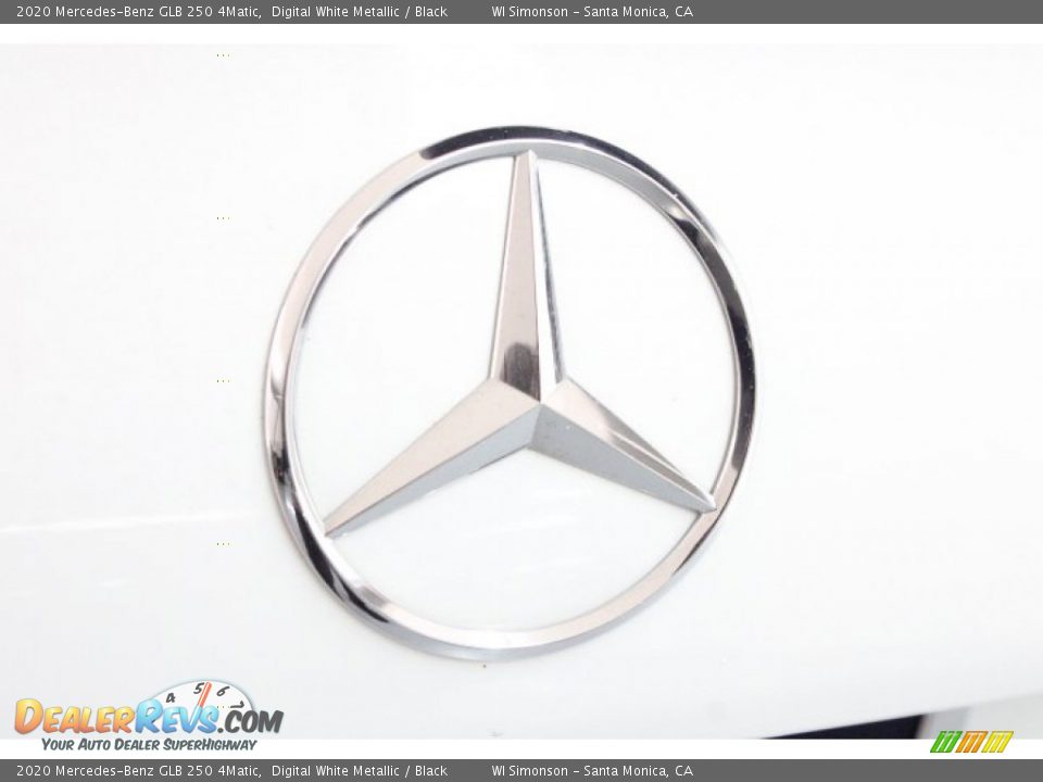 2020 Mercedes-Benz GLB 250 4Matic Digital White Metallic / Black Photo #35