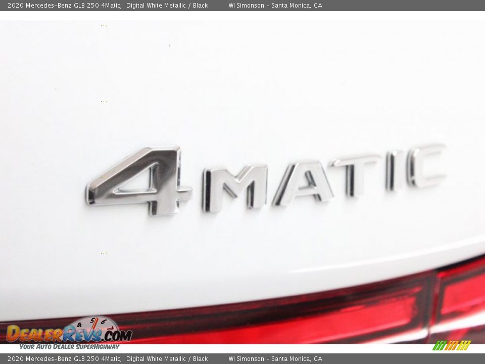 2020 Mercedes-Benz GLB 250 4Matic Digital White Metallic / Black Photo #36