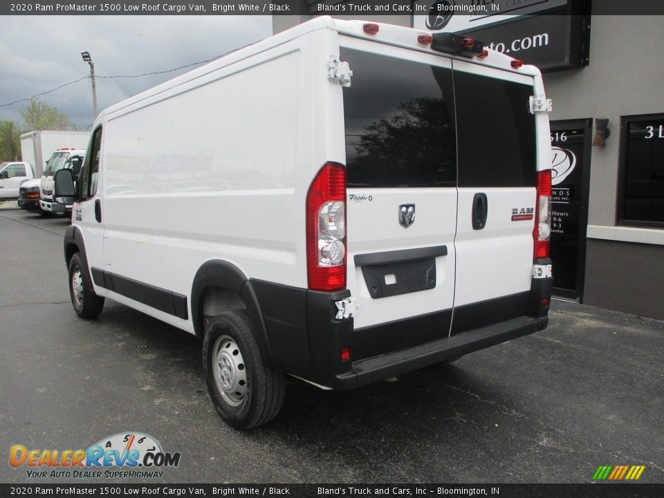 2020 Ram ProMaster 1500 Low Roof Cargo Van Bright White / Black Photo #3