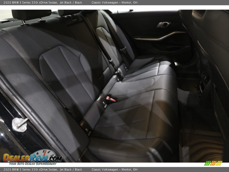 2020 BMW 3 Series 330i xDrive Sedan Jet Black / Black Photo #19