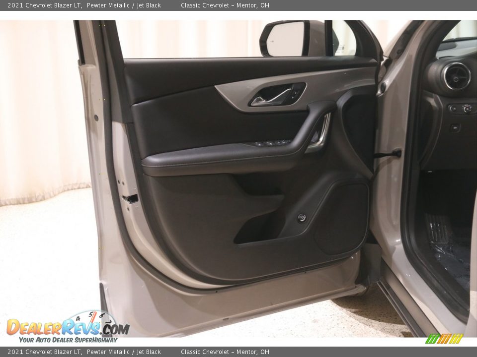 Door Panel of 2021 Chevrolet Blazer LT Photo #4