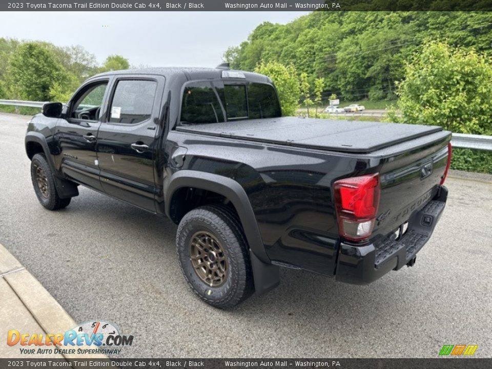 Black 2023 Toyota Tacoma Trail Edition Double Cab 4x4 Photo #2