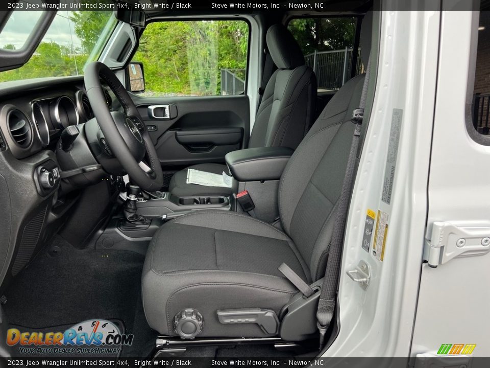 Front Seat of 2023 Jeep Wrangler Unlimited Sport 4x4 Photo #10