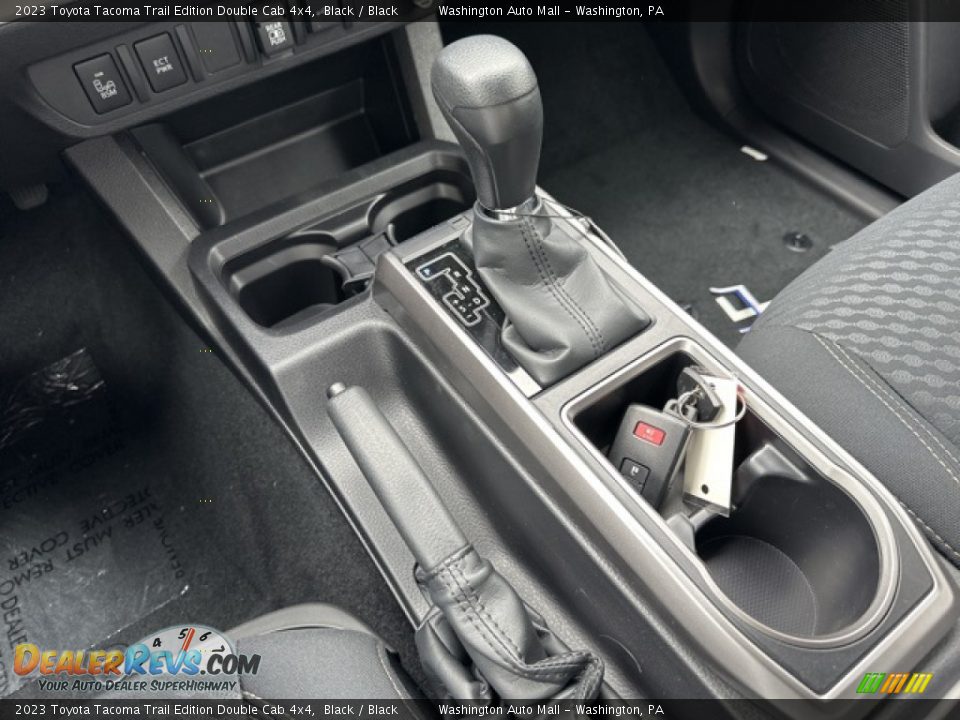 2023 Toyota Tacoma Trail Edition Double Cab 4x4 Shifter Photo #11