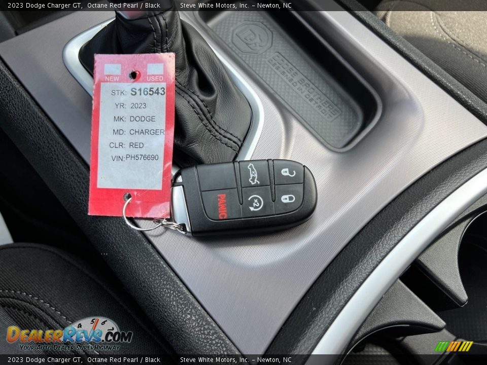 Keys of 2023 Dodge Charger GT Photo #28