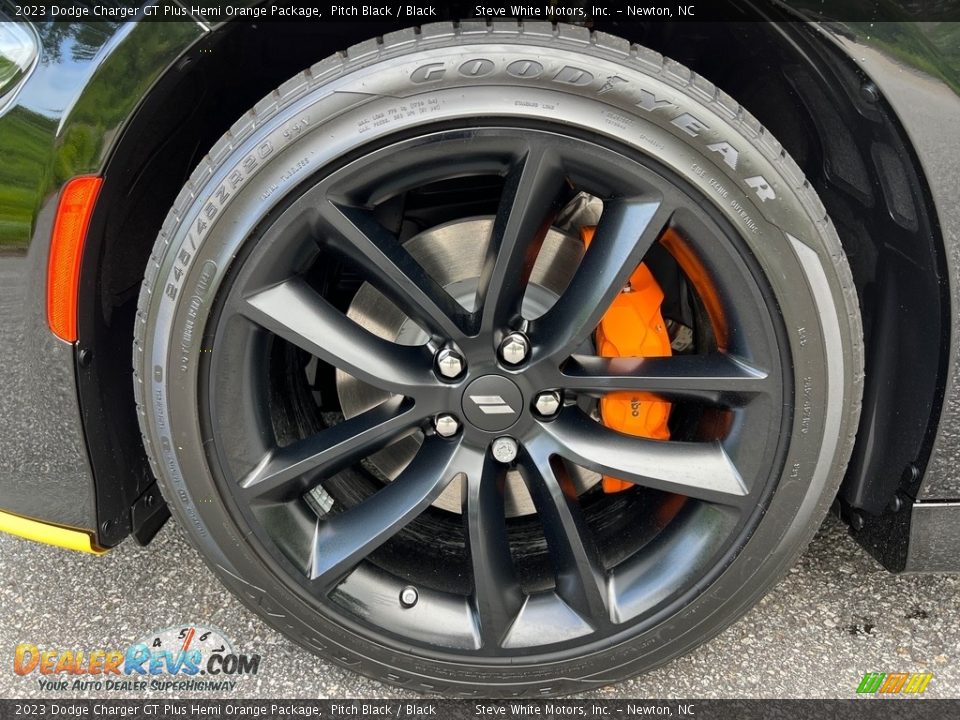 2023 Dodge Charger GT Plus Hemi Orange Package Wheel Photo #9