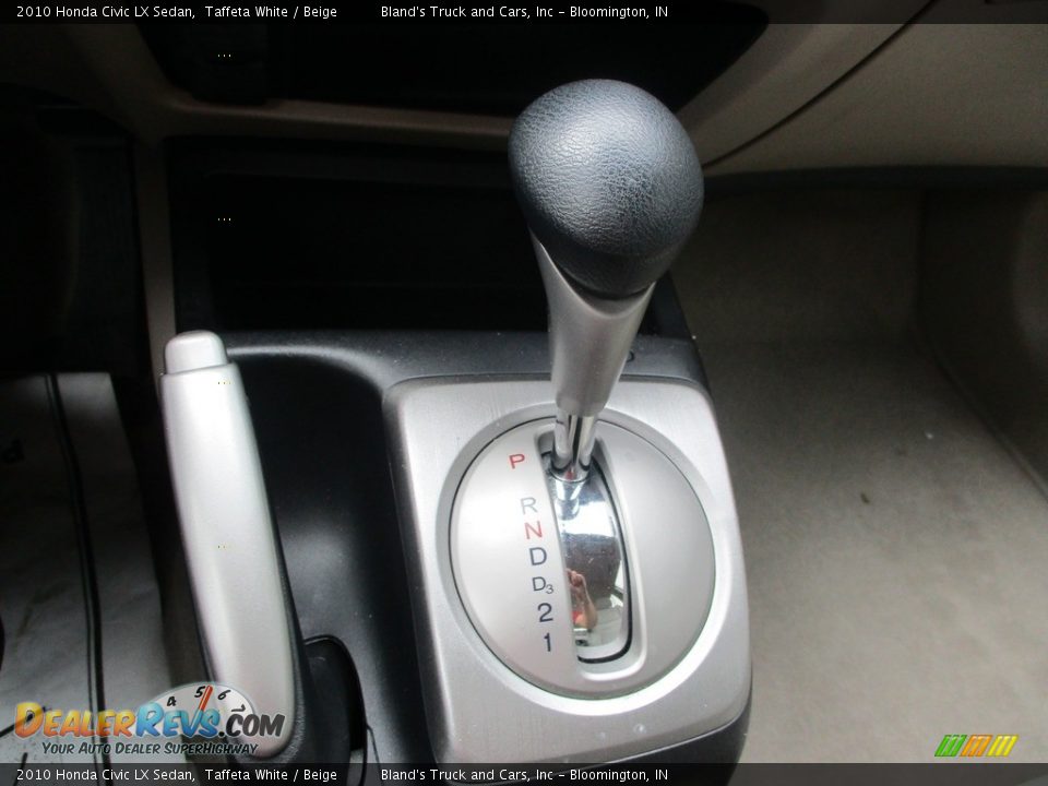 2010 Honda Civic LX Sedan Taffeta White / Beige Photo #17