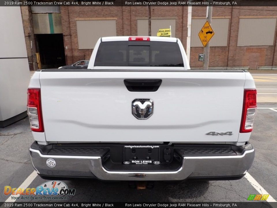 2019 Ram 2500 Tradesman Crew Cab 4x4 Bright White / Black Photo #6