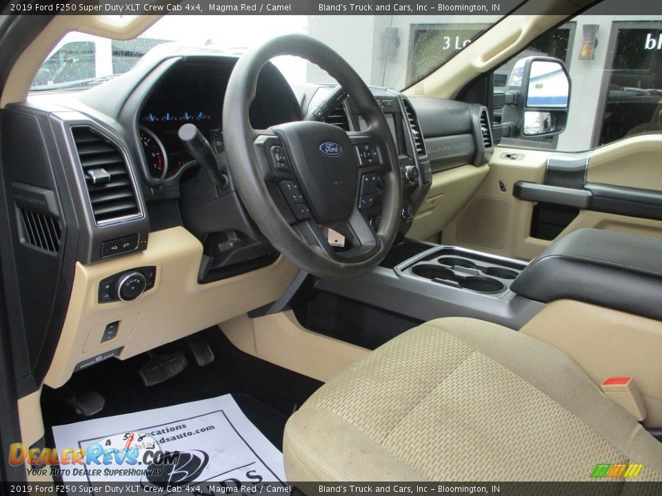 2019 Ford F250 Super Duty XLT Crew Cab 4x4 Magma Red / Camel Photo #6