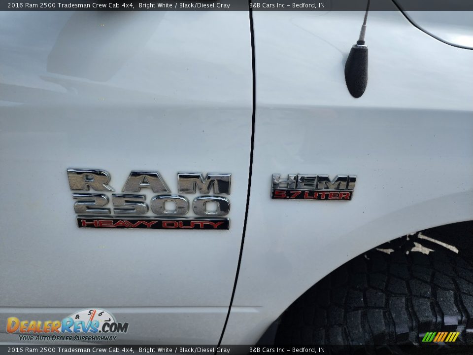 2016 Ram 2500 Tradesman Crew Cab 4x4 Bright White / Black/Diesel Gray Photo #7