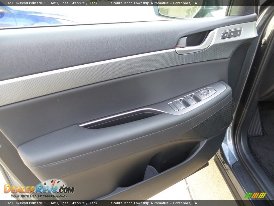 Door Panel of 2023 Hyundai Palisade SEL AWD Photo #15