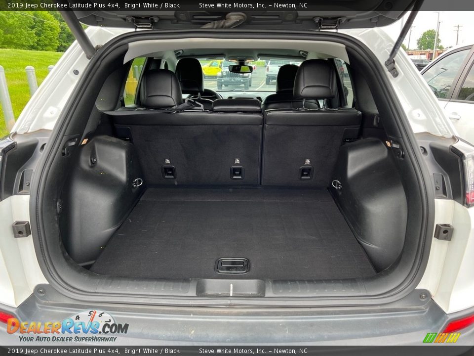 2019 Jeep Cherokee Latitude Plus 4x4 Trunk Photo #16