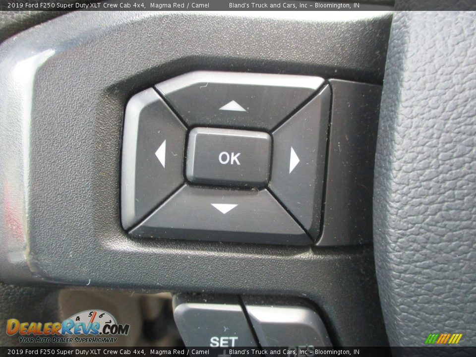 2019 Ford F250 Super Duty XLT Crew Cab 4x4 Steering Wheel Photo #16