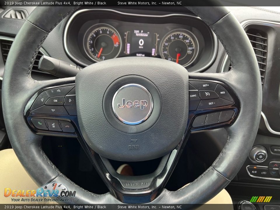 2019 Jeep Cherokee Latitude Plus 4x4 Steering Wheel Photo #19