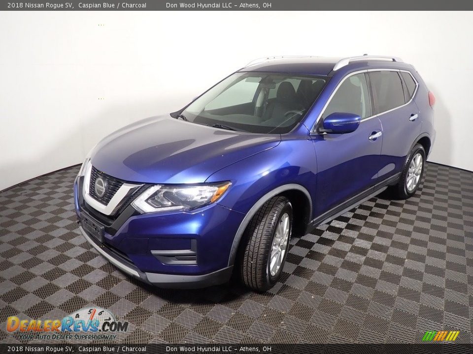 2018 Nissan Rogue SV Caspian Blue / Charcoal Photo #9