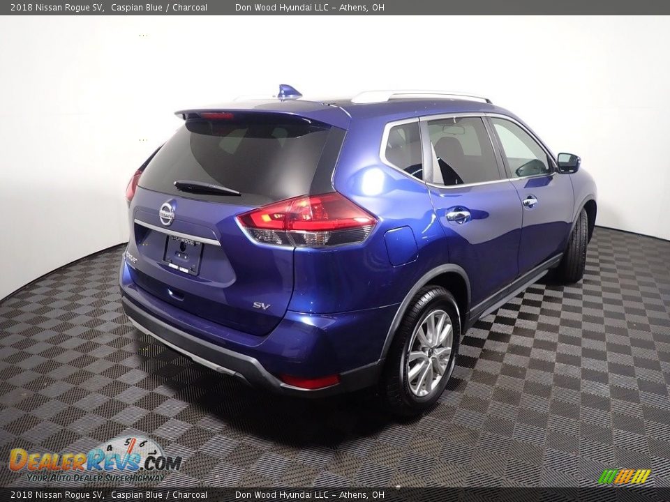 2018 Nissan Rogue SV Caspian Blue / Charcoal Photo #18