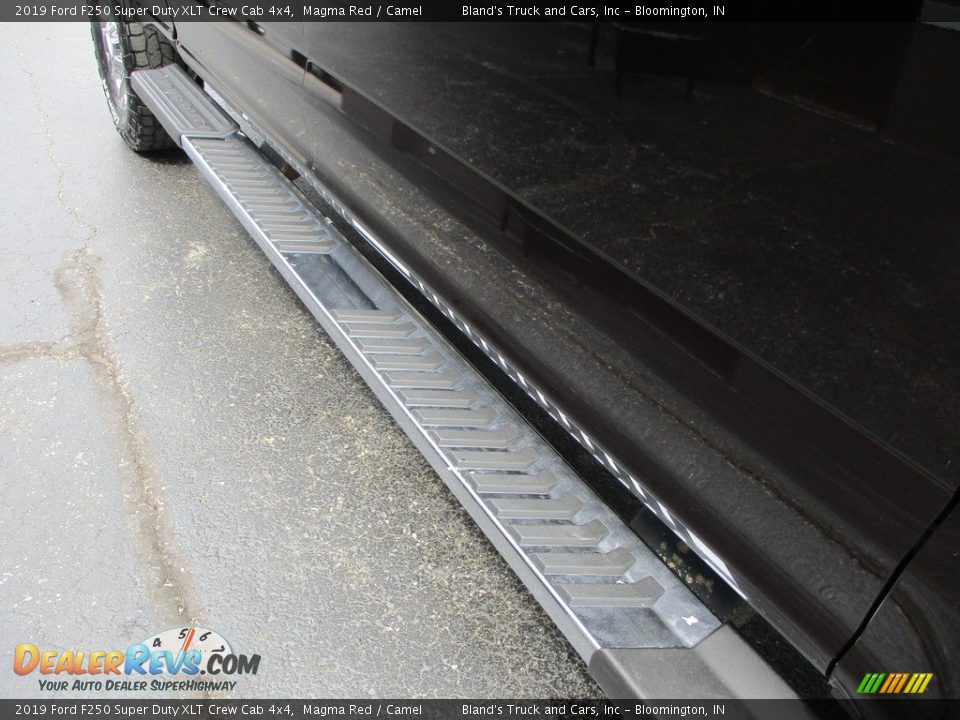 2019 Ford F250 Super Duty XLT Crew Cab 4x4 Magma Red / Camel Photo #36