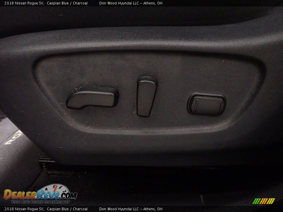 2018 Nissan Rogue SV Caspian Blue / Charcoal Photo #22