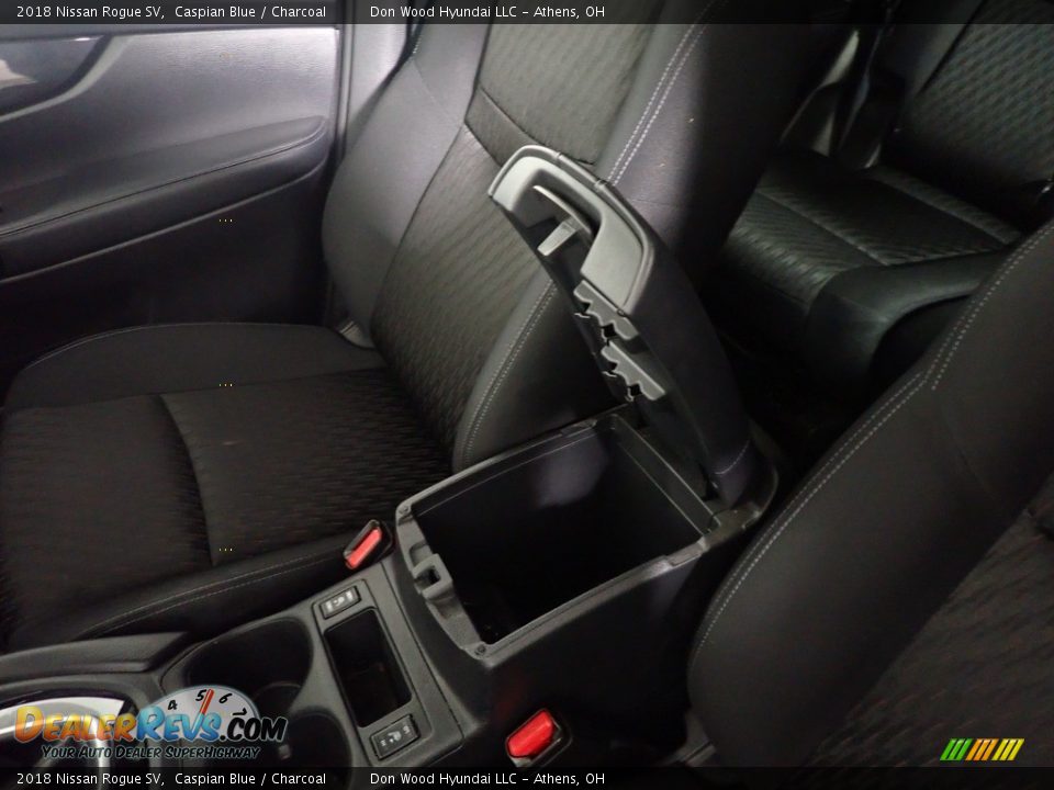 2018 Nissan Rogue SV Caspian Blue / Charcoal Photo #31